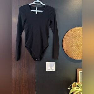 LULULEMON bodysuit M